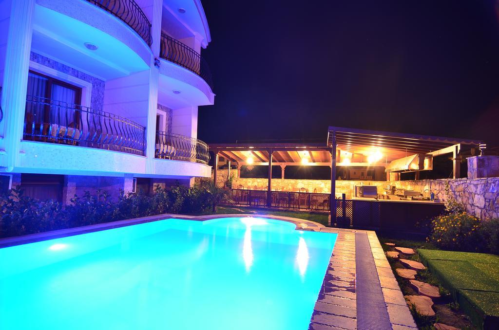 Cunda Paradise Butik Otel Айвалик Екстер'єр фото